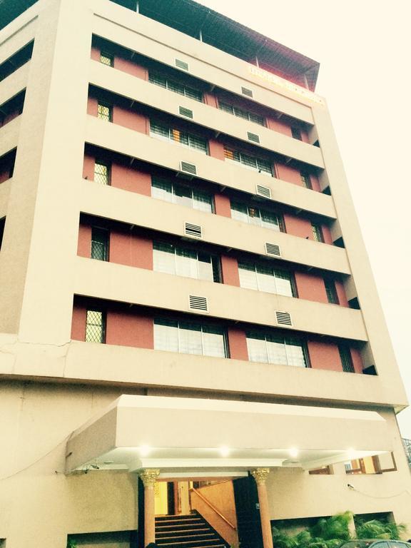 Hotel Harsha Hajdarabad Zewnętrze zdjęcie