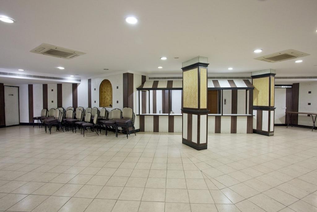 Hotel Harsha Hajdarabad Zewnętrze zdjęcie